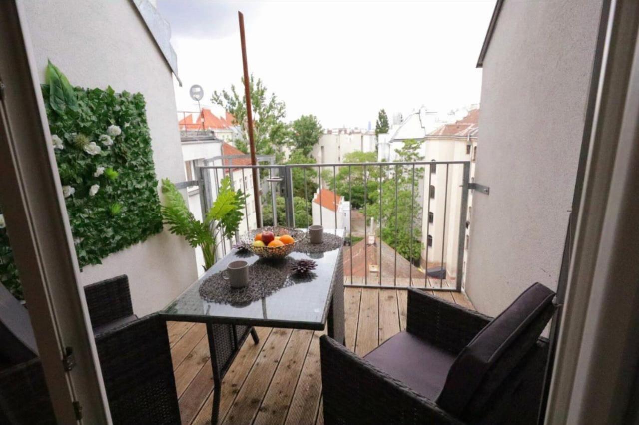 Stadtparadies L Dg5'14 Wenen Buitenkant foto